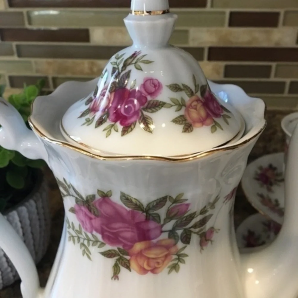 Vintage Crystal Clear 5Cup Teapot Set, Sugar, Creamer, 4 Tea Cups Made in Poland